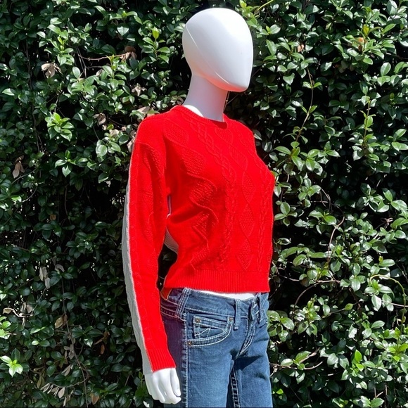 NWT Colorblack Cableknit Scarlet & Heather Grey Crew Neck Sweater - Picture 2 of 9